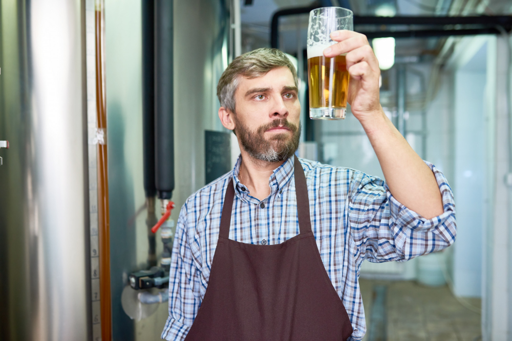 Cum să răcești rapid o sticlă de bere: Metode eficiente
